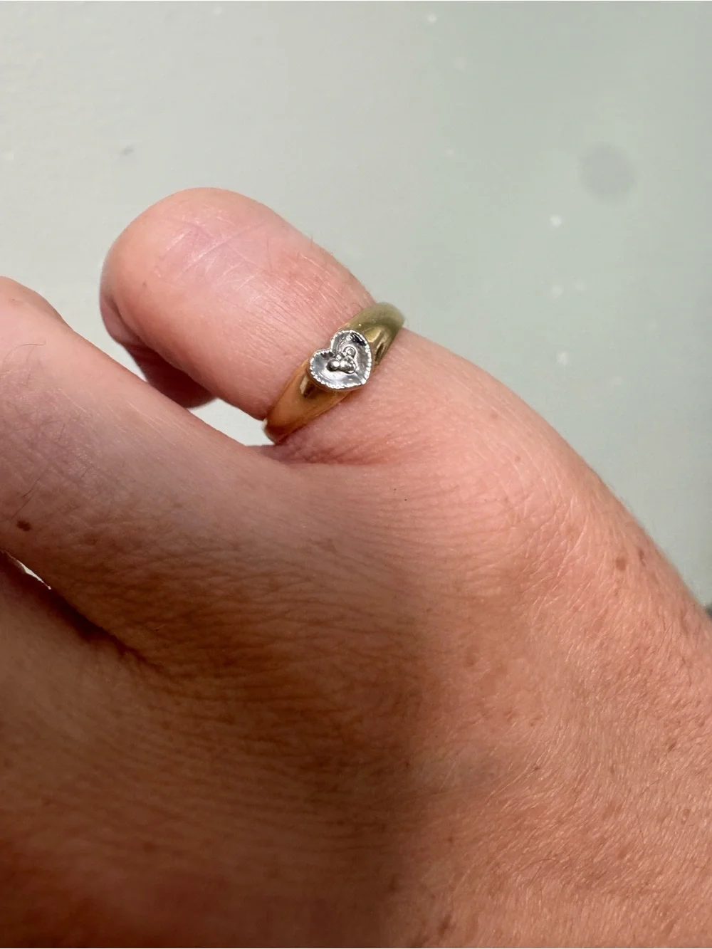 14 KT Gold Diamond Heart Pinky Ring - Picture 5 of 5